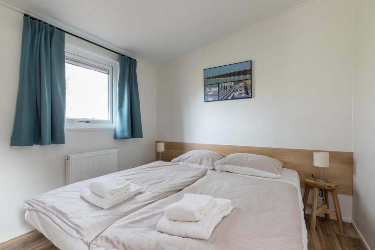 Welcome In - Chalet Vakantiepark Fort Den Haak - Huisdier Toegestaan Vrouwenpolder Exterior foto